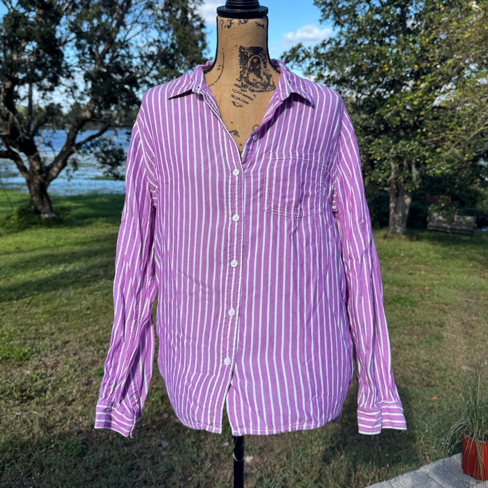Beach Lunch Lounge Striped Purple White Button Down Shirt Size Large